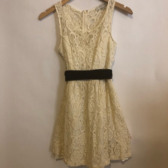 Cream lace Forever 21 dress - Picture 1 of 3
